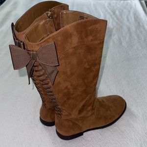 Kenneth Cole Girls Boots
